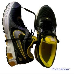 Nike Vintage Air Max Size 8 Max Run Lite +2 yellow cute athletic running shoes